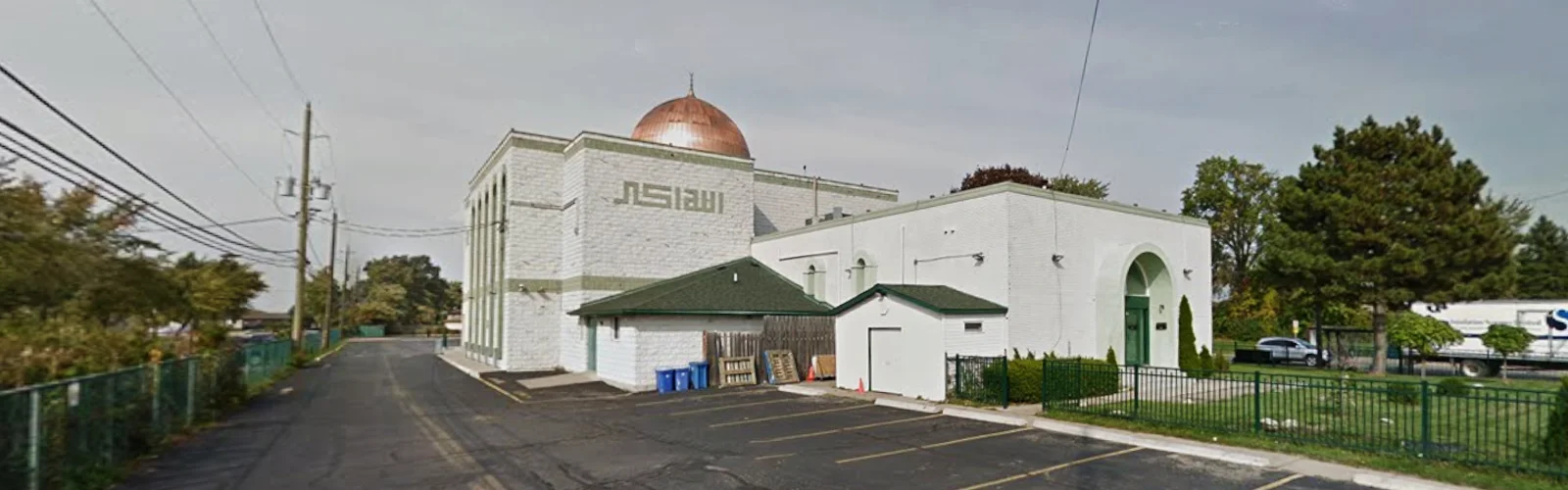 Exterior view of Windsor Islamic Association Centre Windsor building
